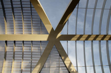 Arganzuela Footbridge, manzanares river - Madrid Spainのeditorial素材