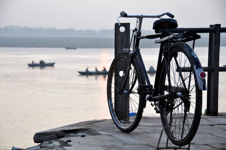 A sunrise looking over the Ganges riverの写真素材