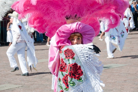 Mexican Dancer performs, in traditional costume, folk dance on Tlaxcala Carnivalのeditorial素材