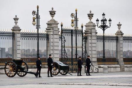 Royal Guards participate in the Changing of the Guard at Royal Palace on february 12, 2014 in Madrid, Spainのeditorial素材