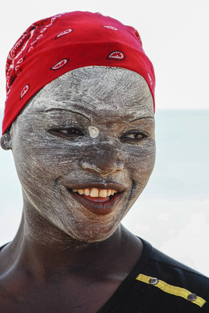 Unidentified Makua woman, with traditional white face maskのeditorial素材