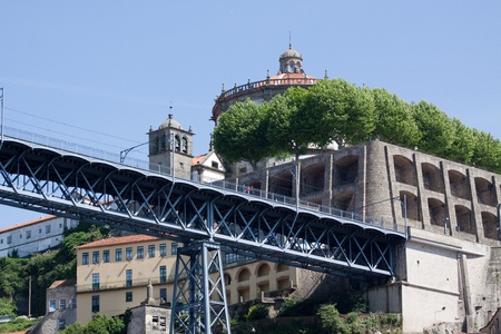 The Luis I bridge is a metal arch bridge that spans the Douro river between Porto and Vila Nova de Gaia. Vila Nova de Gaia side.の写真素材