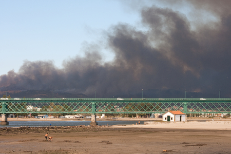 September 13th big fire in Serra de Perre - Viana do Casteloのeditorial素材