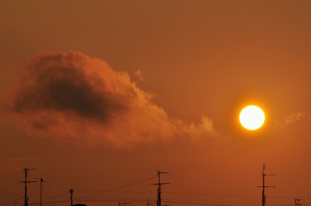 Bright sunset over cityの素材