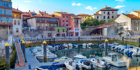 Llanes Harbor, City View, Street Scene, Asturias Green Coast, Llanes, Asturias, Spain, Europeの写真素材