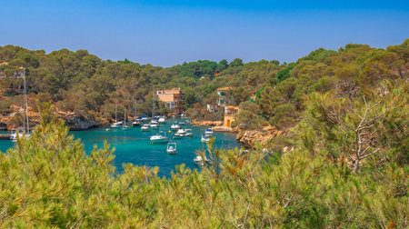 Cala Figuera, Sa Cala, SantanyÃ­, Mediterranean Sea, Mallorca, Balearic Islands, Spain, Europeの写真素材