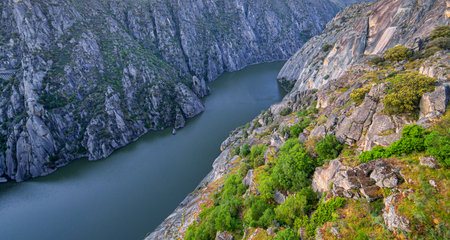 Aldeadavila Dam, Arribes del Duero Natural Park, SPA, SAC, Biosphere Reserve, Salamanca, Castile and Leon, Spain, Europeの写真素材