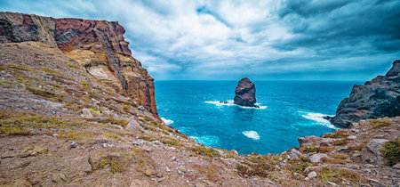 Vereda da Ponta de Sao Lourenco Footpath,  Ponta de Sao Lourenco Natural Reserve, Madeira, Portugal, Europeの写真素材