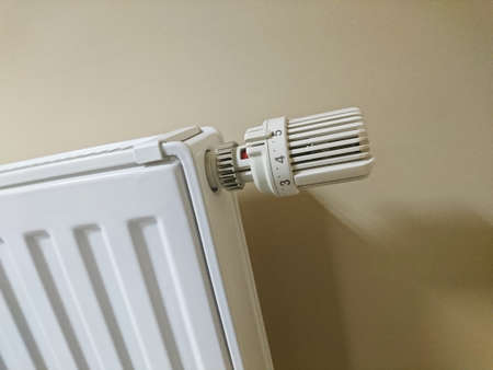 the cost of heating, radiator, thermostat, energy saving,