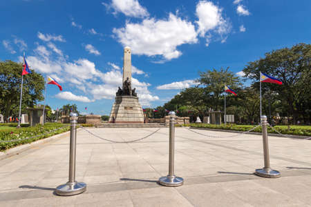 Manila, Philippines - January 3, 2017: Monument in memory of Jose Rizal, national hero in Luneta parkのeditorial素材