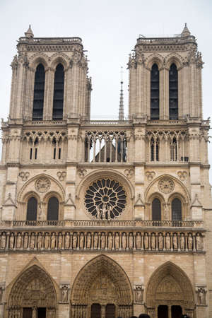 Parisのeditorial素材