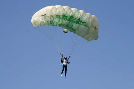 Skydiver Parachute Open, Sky, Adrenalineのeditorial素材