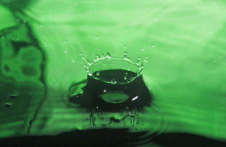 Water splash crown on water surface - Droplet Photographyの写真素材