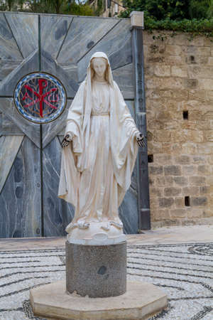 NAZARETH, ISRAEL - DECEMBER 11: Statue of Virgin Mary in courtyard of the Basilica of the Annunciation or Church of the Annunciation in Nazareth, Israel on December 11, 2016のeditorial素材