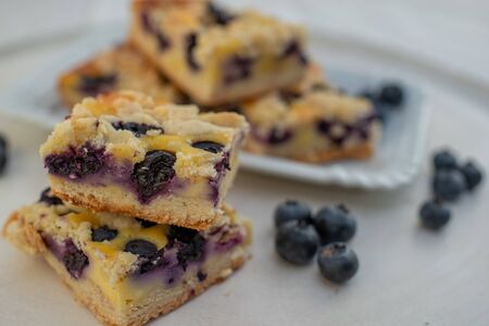 Blueberry Crumble Cake