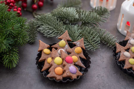 christmas tree gingerbread cookiesの写真素材