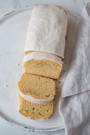 sweet lemon sponge cake with lemon frosting