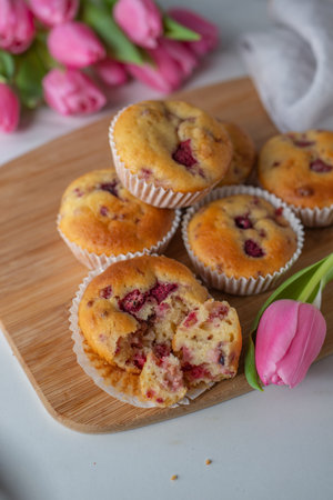 Raspberry muffinsの写真素材