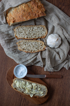 No Knead Bread in a Cast Iron Dutch Oven