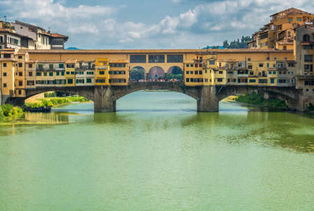 an amazing view of the bridge in Firenze, Italy.のeditorial素材