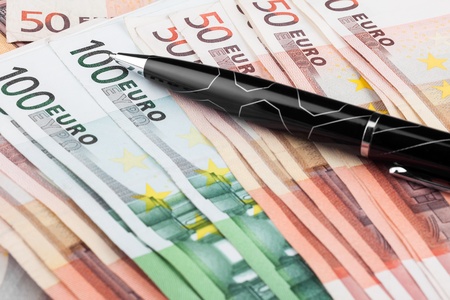 The handle is on the euro, can be used as background