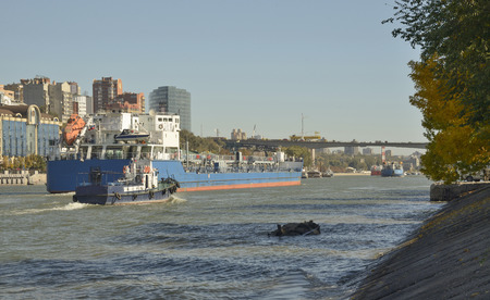 Cargo ships on the River Don in Rostov-on-Donのeditorial素材
