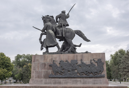 Rostov-on-Don, Russia -August 14,2016: Monument "First of horsemen"-sculptor E. Vucetich. Established in 1972 in the middle of the Council Square. Dedicated to the heroes of the Civil War, Rostov liberated from the White Guards in 1920のeditorial素材
