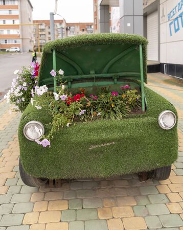 Kamensk-Shakhtinsky, Russia-August 17, 2019: Car-flower bed- in the Museum of the Legend of the USSRのeditorial素材