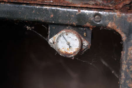 Photo of dial thermometer of an old gas stove