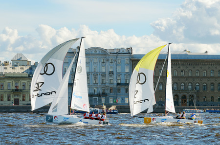28.08.2016.Russia.Saint-Petersburg.Beautiful sailing boats on the river during the regatta.のeditorial素材