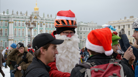14.01.2017.Russia.Saint-Petersburg.Bike ride around the city in costume of Santa Claus.のeditorial素材