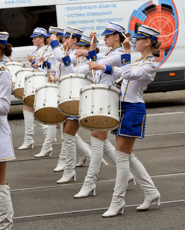 Saint-Petersburg.Russia.May.26. 2019.St. Petersburg Birthday Celebration.Various activities and entertainment were held.There was a march of drummers from different bands.のeditorial素材