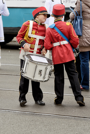 Saint-Petersburg.Russia.May.26. 2019.St. Petersburg Birthday Celebration.Various activities and entertainment were held.There was a march of drummers from different bands.のeditorial素材