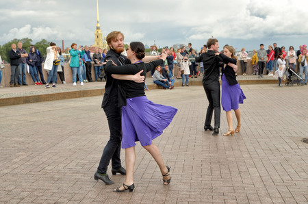 Saint-Petersburg.Russia.July 13.2019.Dancing in the town square in the fresh air.Anyone who wants to dance to music can take part.This is ballroom dancing Rumba, Tango, Salsa, Cha Cha, Samba.のeditorial素材