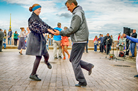 Saint-Petersburg.Russia.July 13.2019.Dancing in the town square in the fresh air.Anyone who wants to dance to music can take part.This is ballroom dancing Rumba, Tango, Salsa, Cha Cha, Samba.のeditorial素材