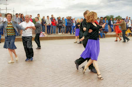 Saint-Petersburg.Russia.July 13.2019.Dancing in the town square in the fresh air.Anyone who wants to dance to music can take part.This is ballroom dancing Rumba, Tango, Salsa, Cha Cha, Samba.のeditorial素材
