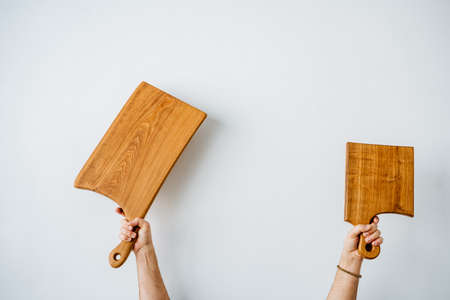cutting board. carpentry workshop for the manufacture of wooden boards for the kitchen. kitchen utensils, a set of boards for cooking. High quality photoの写真素材