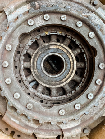 An image showing the detailed view of a clutch plate featuring a bearing. It is a vital component in automotive wheel systems.の写真素材