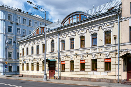 An ancient residential building on Nikoloyamskaya Street, 1900, architect VAVlasov, monument of architecture: Moscow, Russia - July 29, 2022のeditorial素材
