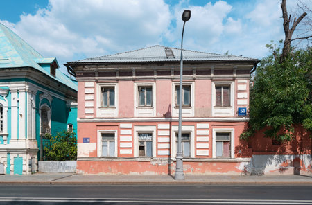 The western outbuilding of the old city manor on Nikoloyamskaya Street, 19th century, architectural...