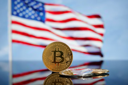 Bitcoin golden coin on American flag. Cryptocurrency with American flag. Beautiful gold bitcoin coin. Cryptocurrency and United States of America conceptの写真素材