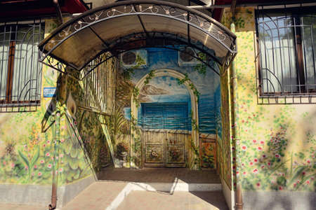 on the wall of the house and the front door painted a pictureのeditorial素材