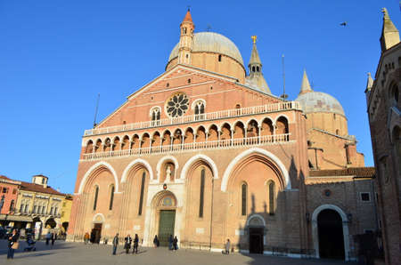 Basilica di SantâAntonio in Padua, Italyのeditorial素材