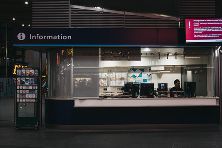 London, UK - March 16, 2019: View of an information point inside London bridge rail station, the UKâs fourth busiest station has recently undergone a total modernisation.のeditorial素材