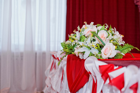Flowers on a table.
Example of celebratory registration of tables and home decoration.
の写真素材