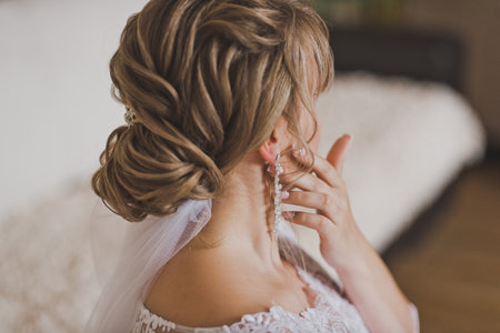 Large photo of the wedding hairstyle girls.