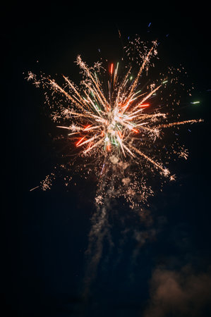 A beautiful photo of fireworks in the form of a single gap.
