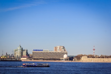 Neva River in the city center. City water. The architecture of the city. April 23, 2018, Russia, St. Petersburg, Neva.のeditorial素材