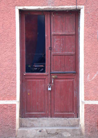 A classic house of Tupiza, Boliviaの写真素材