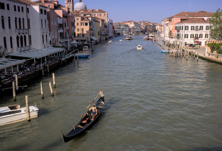 the Scalzi Bridge, gondoliers on the Grand Canal
 Venice Italyのeditorial素材